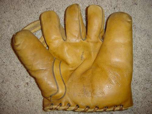 Wilson Victoria 145 Front - Mexico